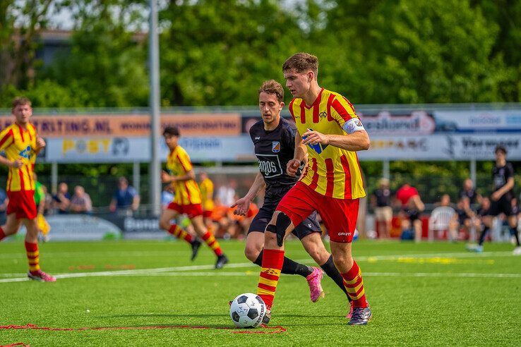 In beeld: Go Ahead Kampen na 26 jaar gedegradeerd naar tweede klasse