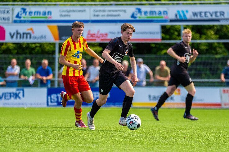 In beeld: Go Ahead Kampen na 26 jaar gedegradeerd naar tweede klasse