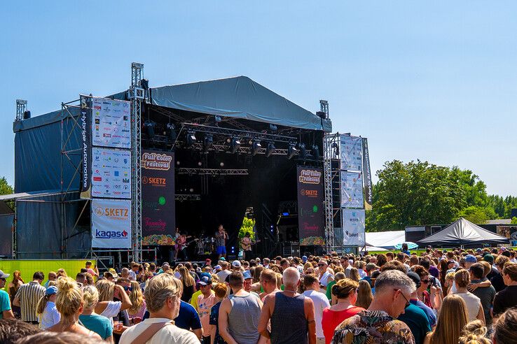 In beeld: Tempo Giusto in Kampen, Diggy Dex vindt perfecte toon op Full Color Festival