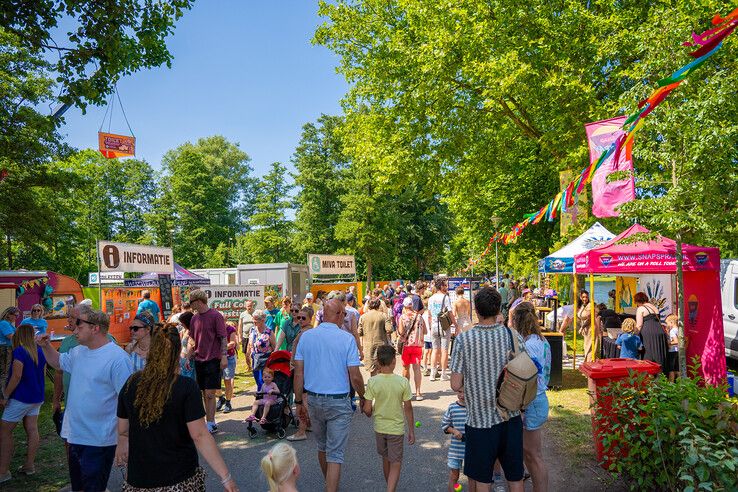 In beeld: Tempo Giusto in Kampen, Diggy Dex vindt perfecte toon op Full Color Festival
