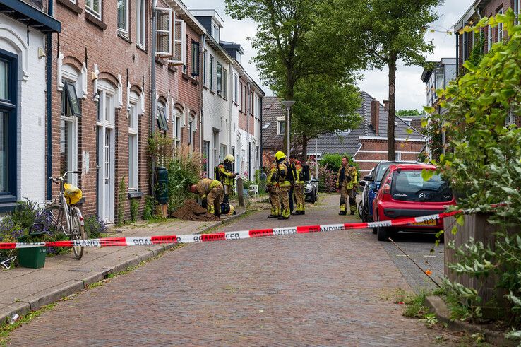 Gaslek bij graafwerk in Zwolle, Assendorperstraat tijdelijk afgezet