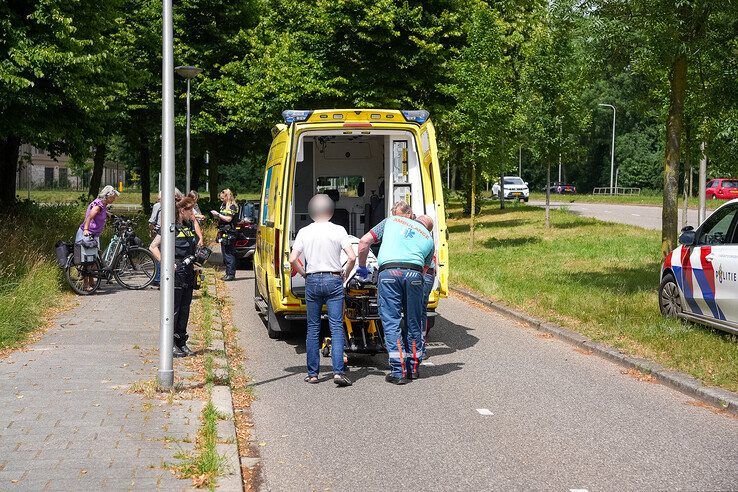 Op de Middelweg is een vrouw aangereden door een fatbiker.