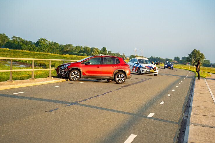 Vrouw gewond bij eenzijdig ongeval op Kamperstraatweg in Kamperveen