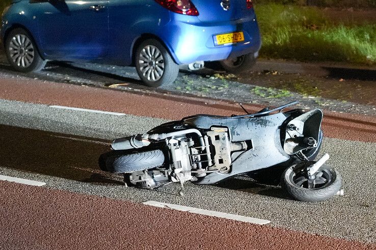 Scooterrijder zwaargewond na valpartij op Monteverdilaan in Zwolle