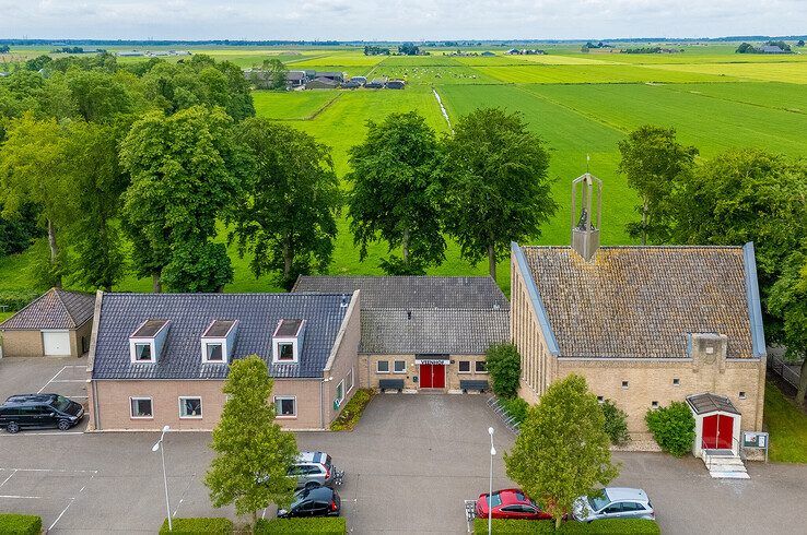 Nederlands Hervormde Kerk aan de Hogeweg in Kamperveen.