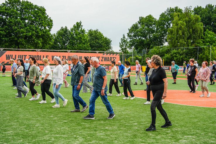 In beeld: Senioren in beweging tijdens vitaliteitsmiddag in Zwolle