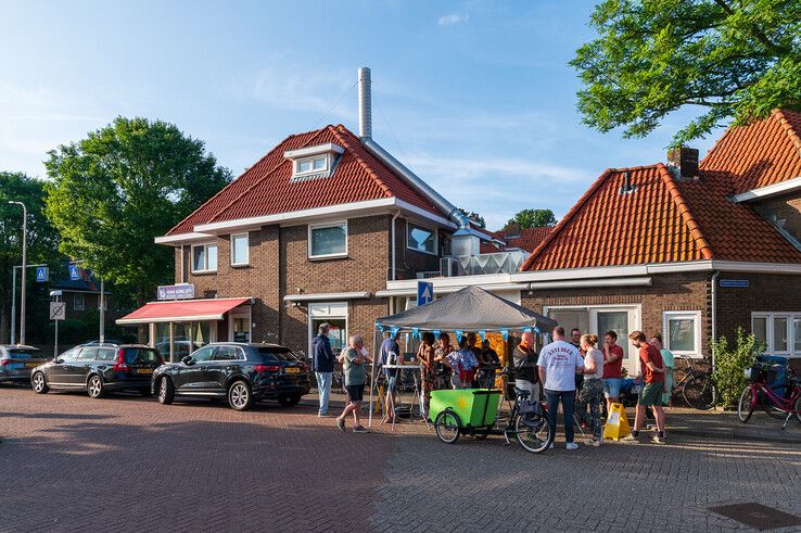 Buurtbewoners zetten Pierik in Zwolle in bloei met kleurrijke elektrakast