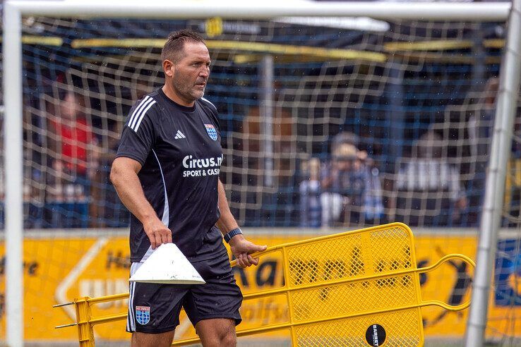 In beeld: PEC Zwolle heeft eerste training achter de rug, zaterdag eerste oefenpot in Nieuwleusen