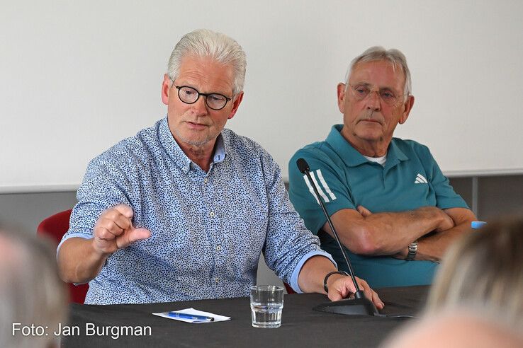Links: Edwin Rozeman, crisismanager van Isala en leider van het medisch team.