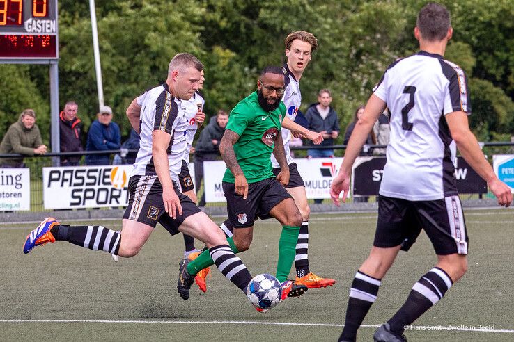 In beeld: Ulu Spor weer een stap dichter bij derde klasse