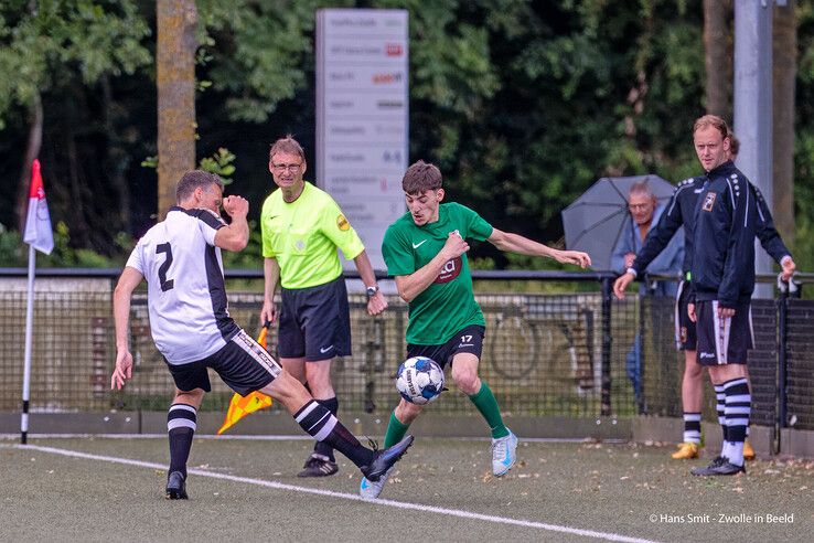 In beeld: Ulu Spor weer een stap dichter bij derde klasse