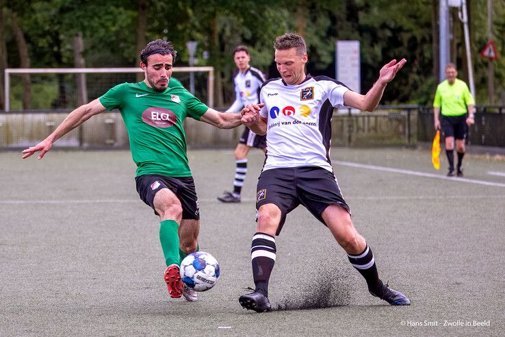 In beeld: Ulu Spor weer een stap dichter bij derde klasse