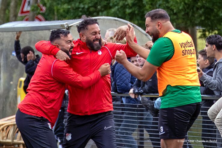In beeld: Ulu Spor weer een stap dichter bij derde klasse