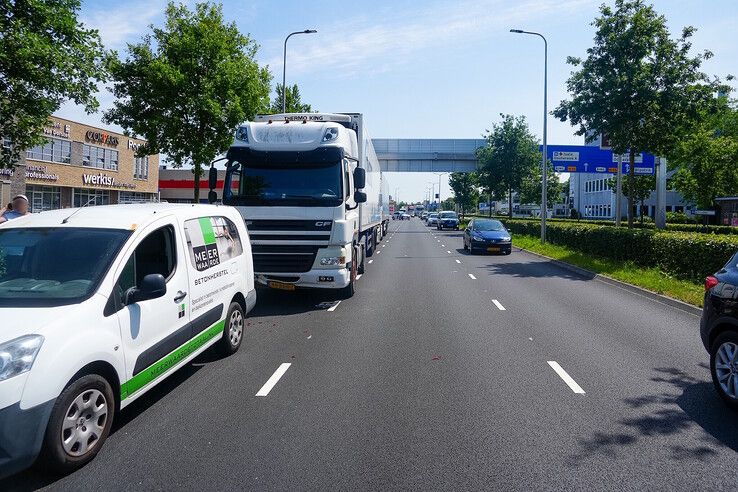 Kettingbotsing op Ceintuurbaan zorgt voor flinke schade en verkeershinder