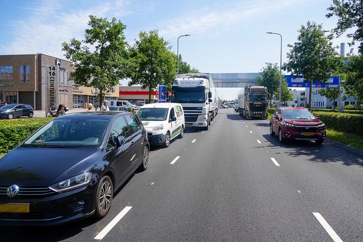 Kettingbotsing op Ceintuurbaan zorgt voor flinke schade en verkeershinder