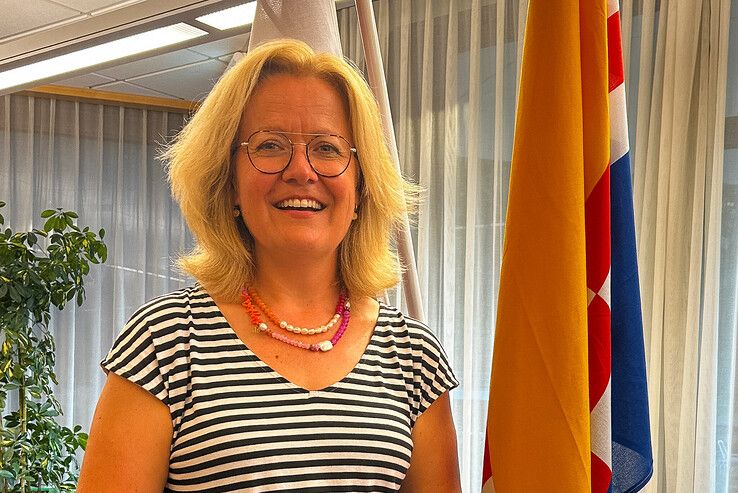 Judith Compagner  (51)