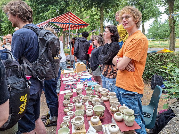 In beeld: Kunst, muziek en wereldkeuken bij Achterpracht in Zwolle