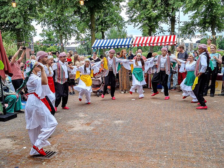 In beeld: Kunst, muziek en wereldkeuken bij Achterpracht in Zwolle