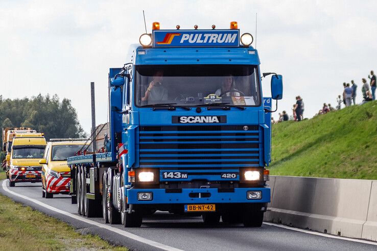 In beeld: Jubilerend Broshuis uit Kampen trekt met 140 combinaties naar Truckstar Festival