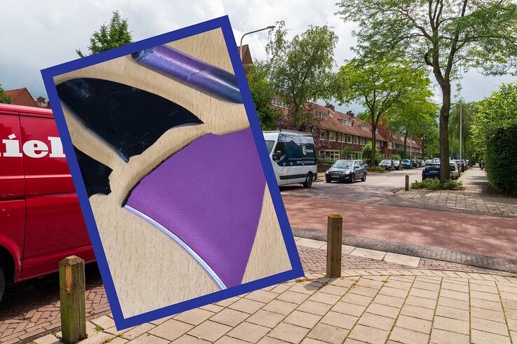 Kruising Tesselschadestraat met Brederostraat. Inzet: Brokstukken van de paarse scooter.