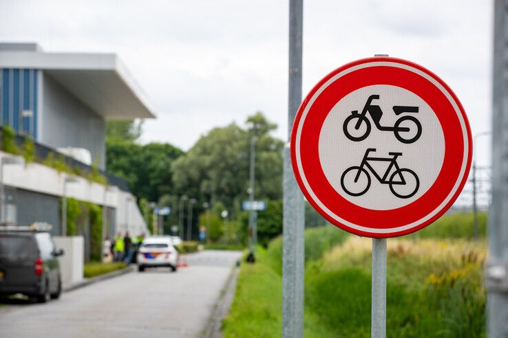 Fietsster gewond bij aanrijding op campus Windesheim Zwolle