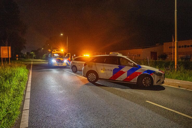 Hulpdiensten op de Zwolseweg in IJsselmuiden.