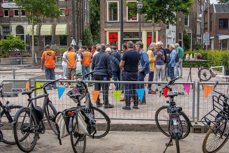 Zwolle opent vernieuwde fietsenstalling Rodetorenplein, werk nog in volle gang