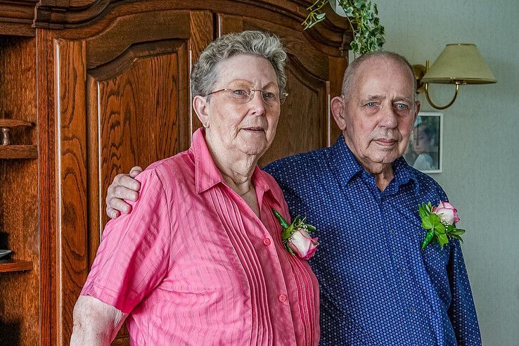 Fanny en Rink Ypenga zijn 60 jaar getrouwd.
