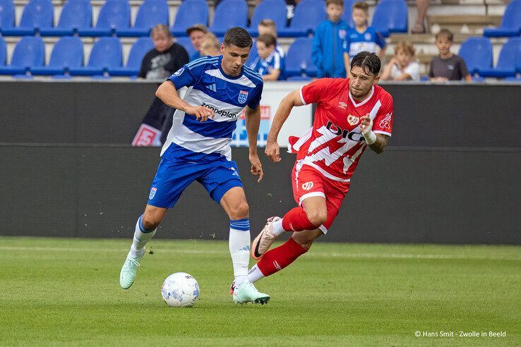 In beeld: PEC Zwolle onderuit in oefenduel tegen Rayo Vallecano