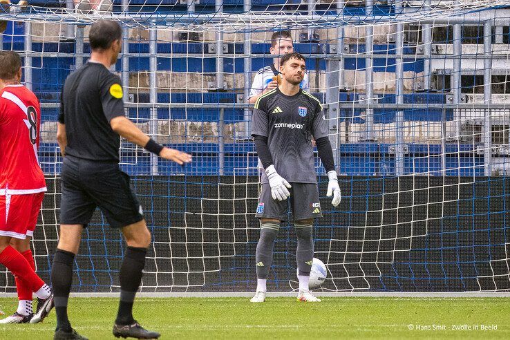 In beeld: PEC Zwolle onderuit in oefenduel tegen Rayo Vallecano