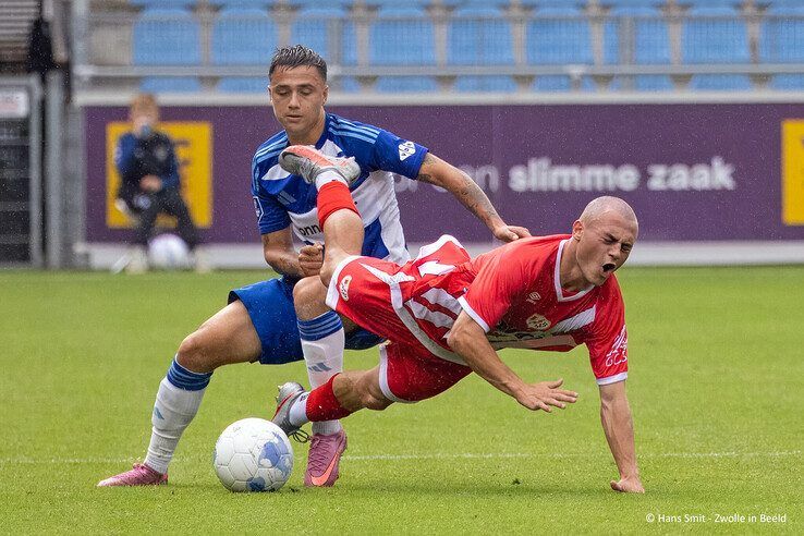 In beeld: PEC Zwolle onderuit in oefenduel tegen Rayo Vallecano