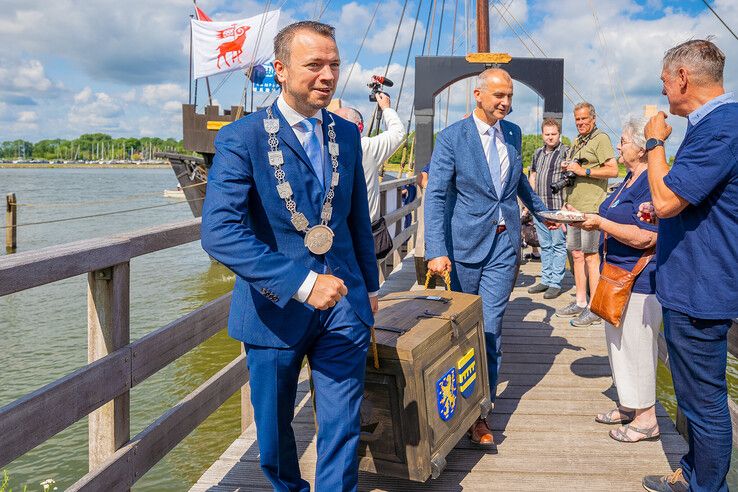In beeld: Kamper Kogge terug in thuishaven na reis naar Hanzedagen Visby