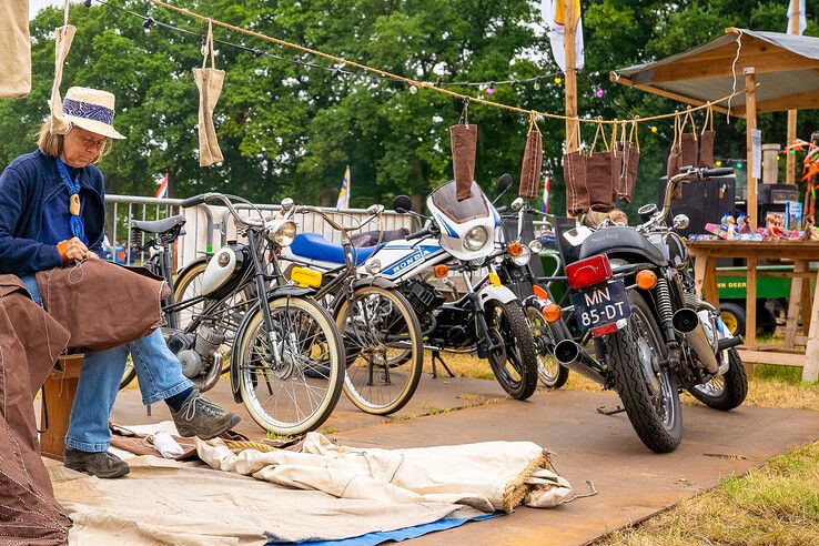 In beeld: Sfeer en nostalgie bij jaarlijkse oogstdag Kamperveen