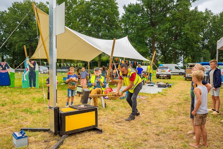 In beeld: Sfeer en nostalgie bij jaarlijkse oogstdag Kamperveen