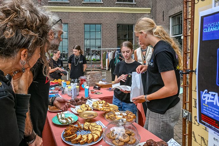 Kampen neemt afscheid van Suske en Wiske-tekenaar Paul Geerts (88): ‘Kampen is ook van jou!’