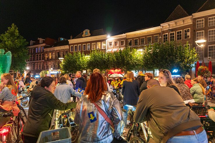 In beeld: Vrouwen en meiden voelen zich onveilig in Zwolle: van ‘nepbellen’ met papa tot busje haarlak in de aanslag