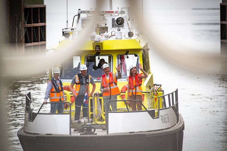 In beeld: Spooldersluis in Zwolle weer open na maandenlange renovatie