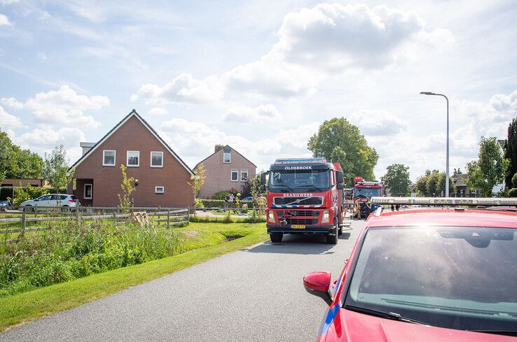 Steekvlam veroorzaakt brand in kruipruimte woning Kamperveen (video)
