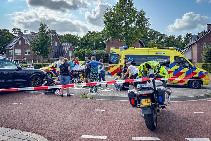Een scooterrijder raakte ernstig gewond op de kruising in Zwolle.