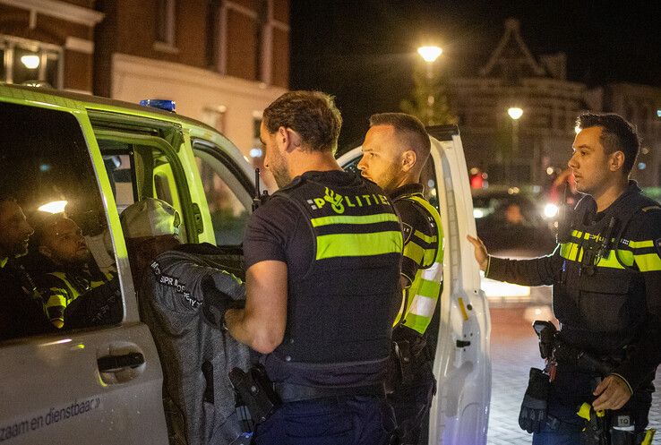Overlastgever (42) houdt politie Zwolle urenlang bezig en wordt aangehouden