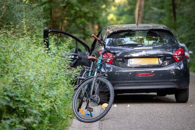 Een fietser raakte ernstig gewond bij het ongeval in Laag Zuthem.