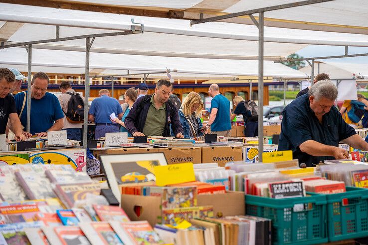 Kampen neemt afscheid van Suske en Wiske-tekenaar Paul Geerts (88): ‘Kampen is ook van jou!’
