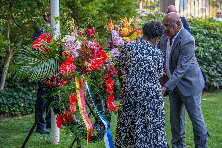 In beeld: Zwolle herdenkt gevallenen Oost-Azië bij Indië- en Nieuw-Guinea-monument