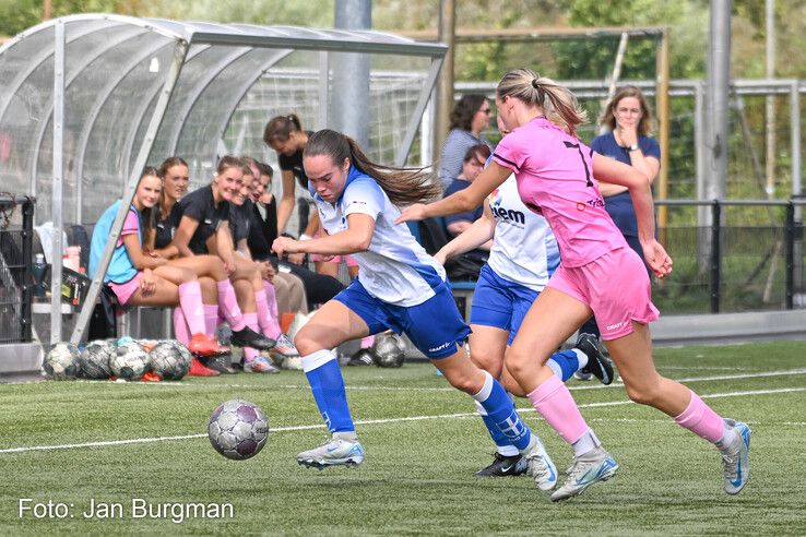 In beeld: ZAC Vrouwen geeft Berkum het nakijken in eerste bekerwedstrijd