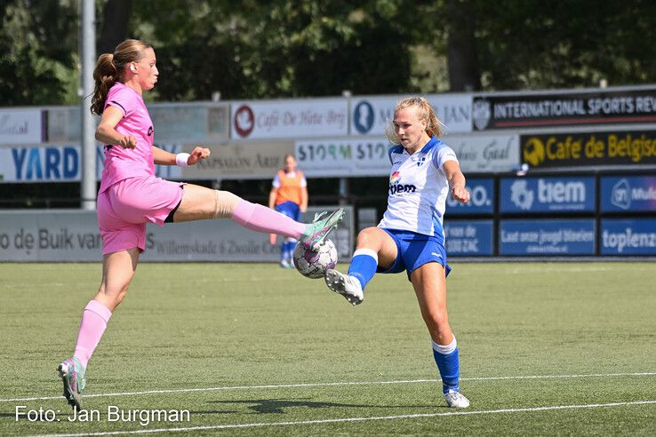 In beeld: ZAC Vrouwen geeft Berkum het nakijken in eerste bekerwedstrijd
