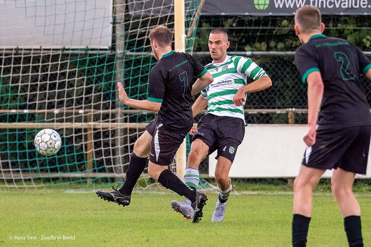 Zwolsche Boys hard onderuit in streekderby tegen ’s-Heerenbroek