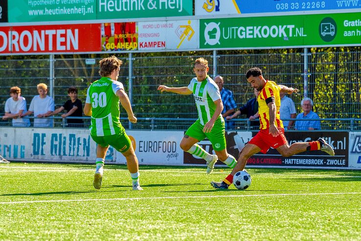 In beeld: Go Ahead Kampen geeft zege tegen Dronten uit handen