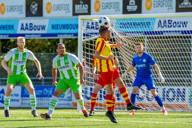 In beeld: Go Ahead Kampen geeft zege tegen Dronten uit handen
