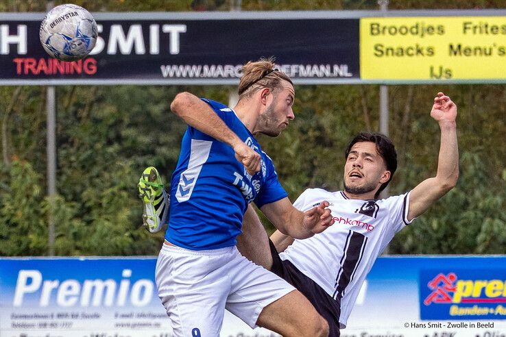 In beeld: Berkum na moeizame eerste helft toch ruim langs Veensche Boys