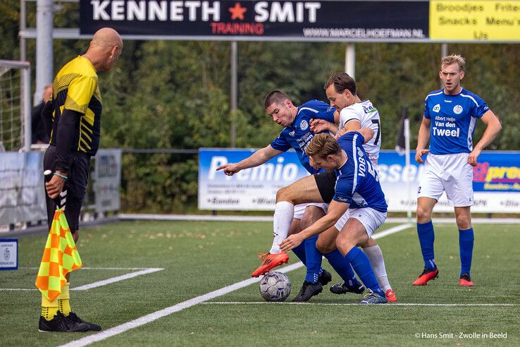 In beeld: Berkum na moeizame eerste helft toch ruim langs Veensche Boys